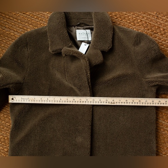 Teddy Bear coat by Velvet by Graham & Spencer - Picture 3 of 16